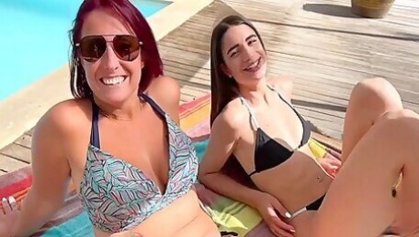 Vanessa, Coquine Avec Candie Avant Un Trio 15 Min