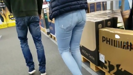 Redhead college girl amazing jeans ass pantylines face part2